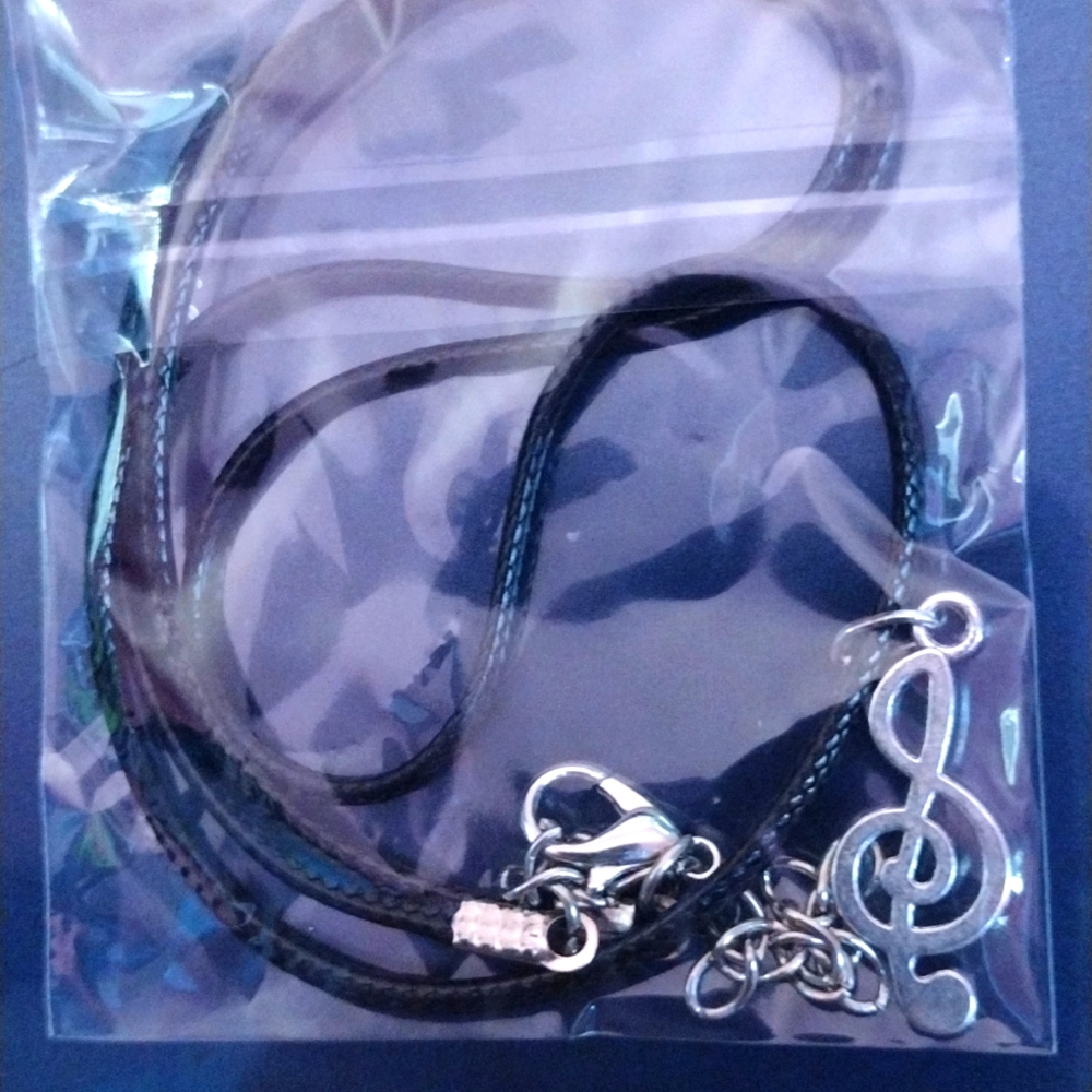 Music Note Necklace 🎵